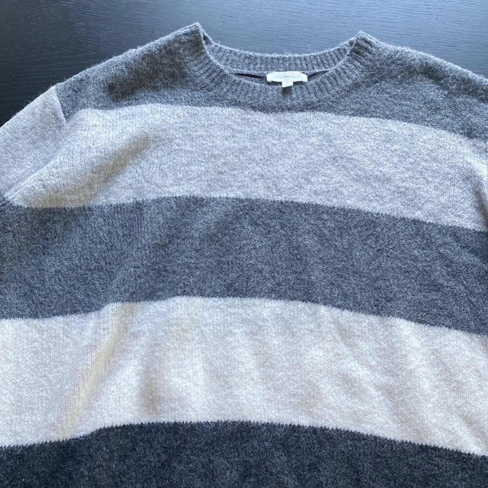 a loves a sweater